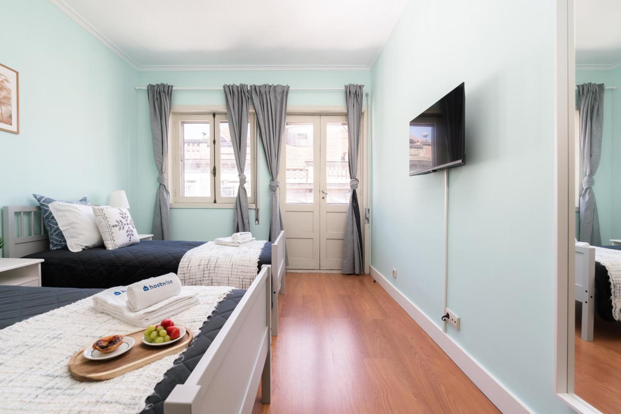 Appartement Host Wise - Colorful Bright Flat With Balcony à OOporto Chambre photo